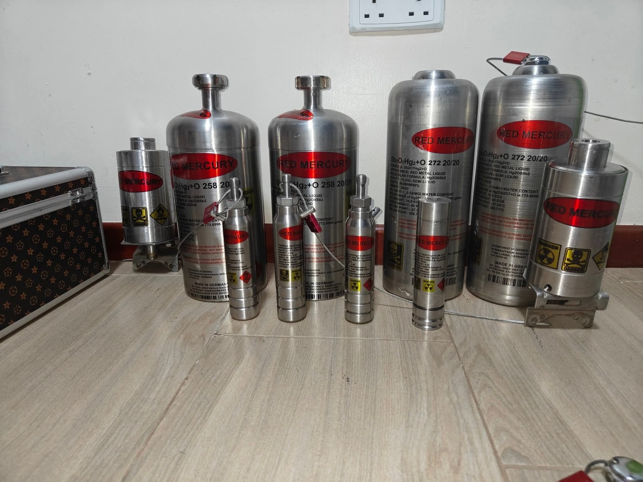 Red Liquid Mercury